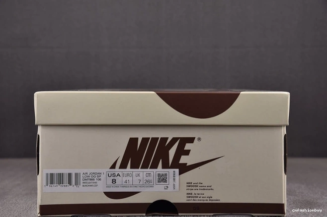 Travis 1 Low x SP AJ OG Scott DM7866-106 1210